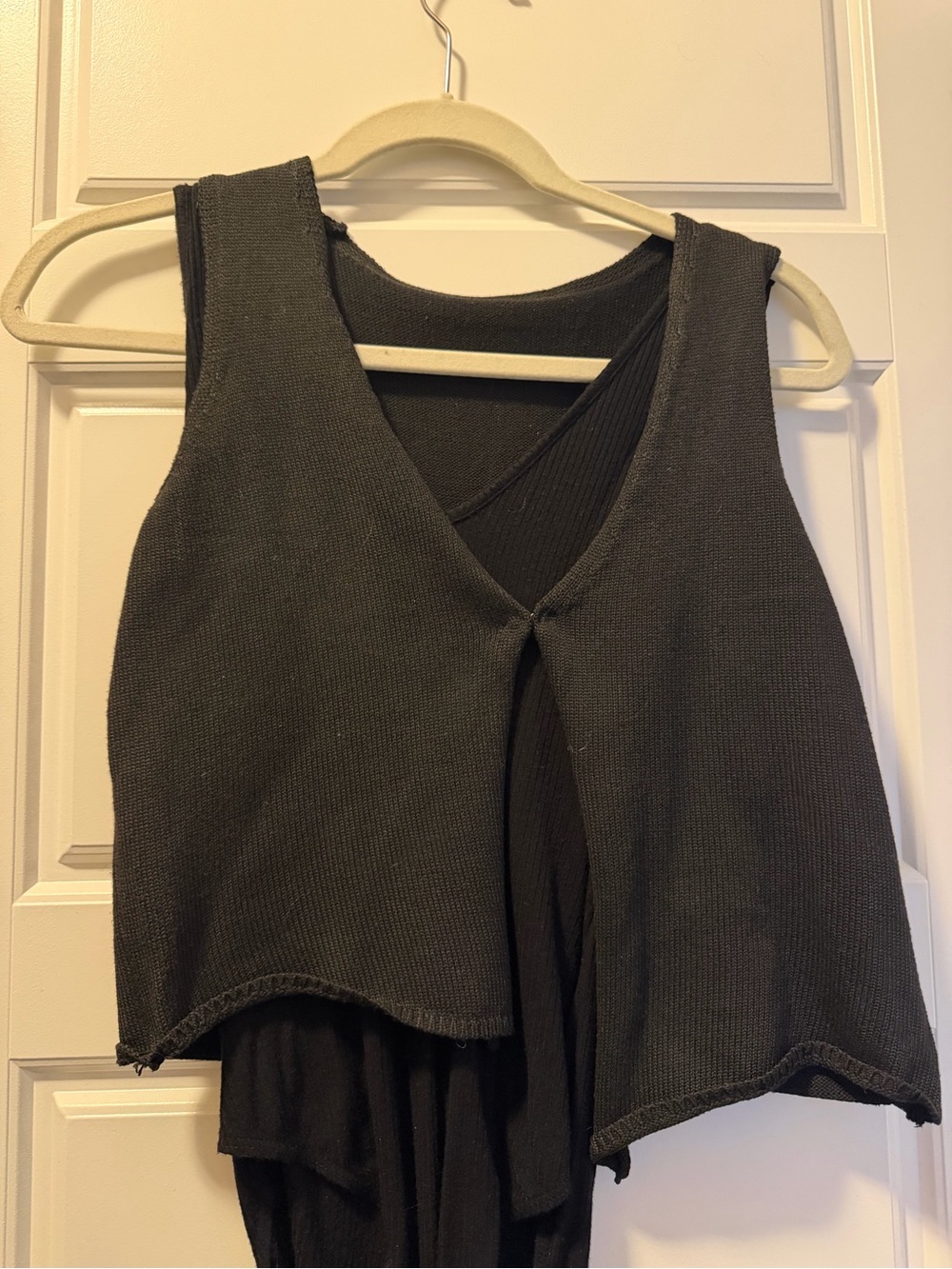 Black Layered Knit Vest - Sleeveless V-Neck